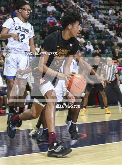 Thumbnail 3 in Mount Vernon vs Baldwin (NYSPHSAA Class AA Semifinal) photogallery.