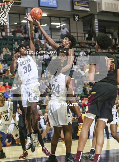 Thumbnail 1 in Mount Vernon vs Baldwin (NYSPHSAA Class AA Semifinal) photogallery.