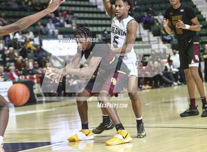 Thumbnail 3 in Mount Vernon vs Baldwin (NYSPHSAA Class AA Semifinal) photogallery.