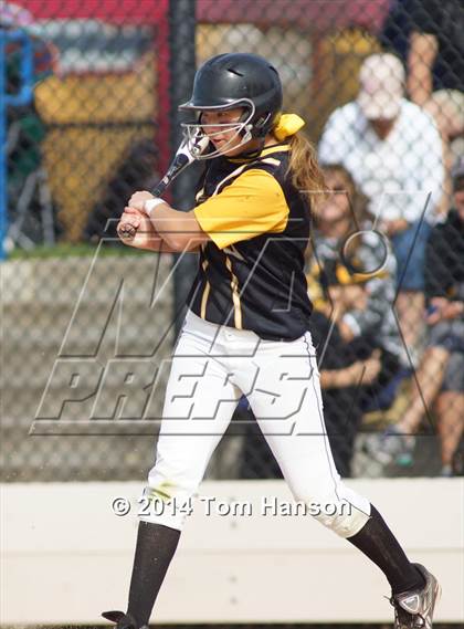 Thumbnail 2 in Thompson Valley vs Pueblo West (CHSAA 4A State First Round) photogallery.