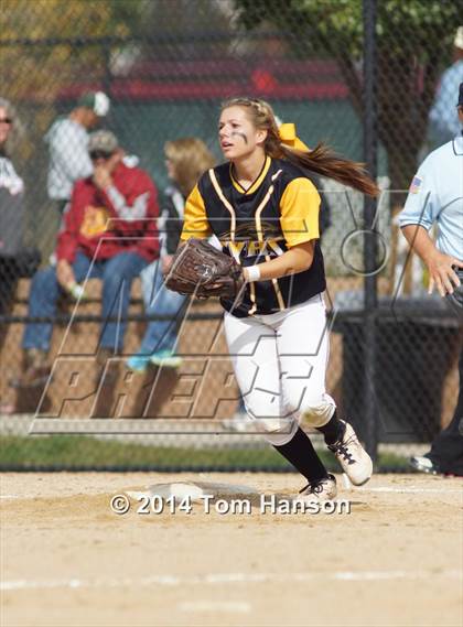 Thumbnail 2 in Thompson Valley vs Pueblo West (CHSAA 4A State First Round) photogallery.