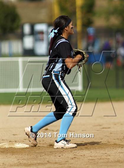 Thumbnail 2 in Thompson Valley vs Pueblo West (CHSAA 4A State First Round) photogallery.