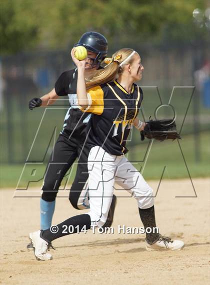 Thumbnail 2 in Thompson Valley vs Pueblo West (CHSAA 4A State First Round) photogallery.
