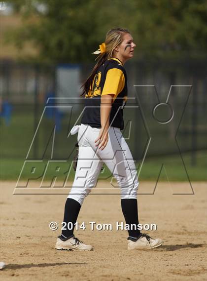Thumbnail 2 in Thompson Valley vs Pueblo West (CHSAA 4A State First Round) photogallery.