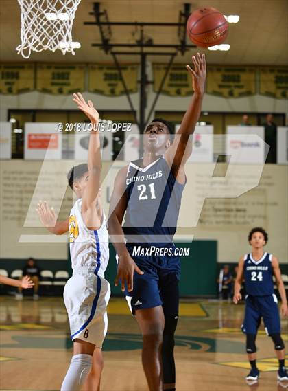 Thumbnail 2 in Chino Hills vs. Buckeye (Classic at Damien) photogallery.