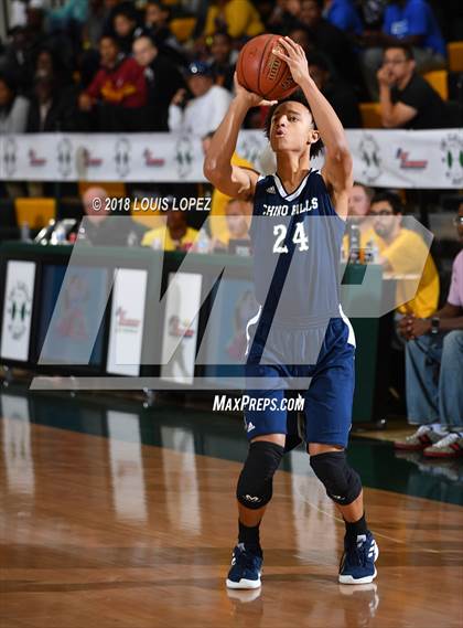 Thumbnail 1 in Chino Hills vs. Buckeye (Classic at Damien) photogallery.