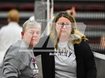 Thumbnail 3 in Morrilton vs. Valley View (AAA 4A Semifinal Playoff) photogallery.