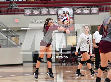 Thumbnail 1 in Morrilton vs. Valley View (AAA 4A Semifinal Playoff) photogallery.