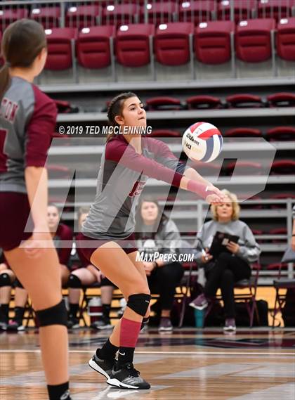 Thumbnail 2 in Morrilton vs. Valley View (AAA 4A Semifinal Playoff) photogallery.