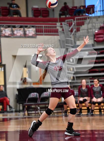 Thumbnail 1 in Morrilton vs. Valley View (AAA 4A Semifinal Playoff) photogallery.