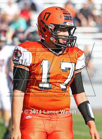 Thumbnail 3 in Pomona @ Lakewood photogallery.