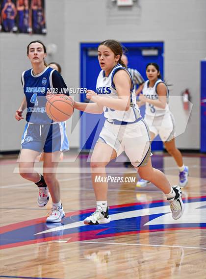Thumbnail 3 in Brazos Christian vs Reicher Catholic  photogallery.