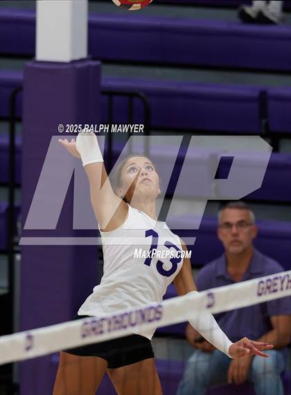 Thumbnail 3 in Stevens @ Boerne photogallery.