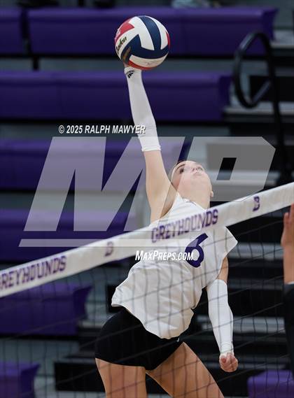 Thumbnail 1 in Stevens @ Boerne photogallery.