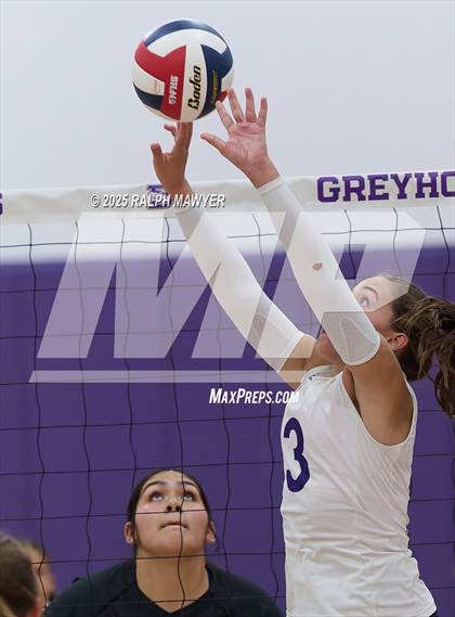 Thumbnail 2 in Stevens @ Boerne photogallery.