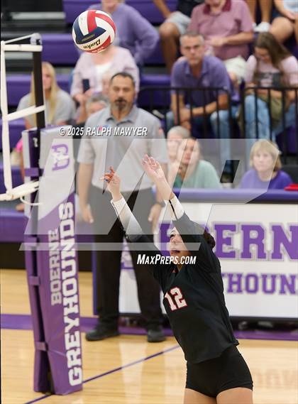 Thumbnail 1 in Stevens @ Boerne photogallery.