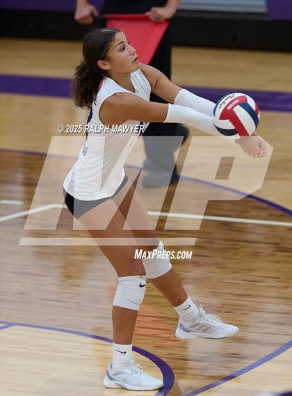 Thumbnail 1 in Stevens @ Boerne photogallery.