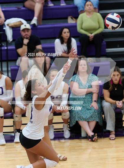Thumbnail 2 in Stevens @ Boerne photogallery.