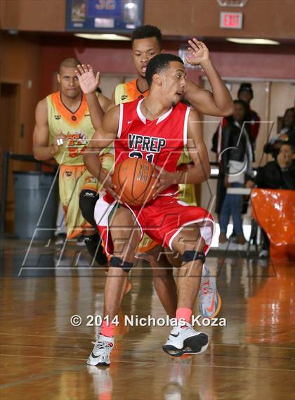 Thumbnail 3 in Victory Prep vs. Future College Prep (Tarkanian Classic) photogallery.