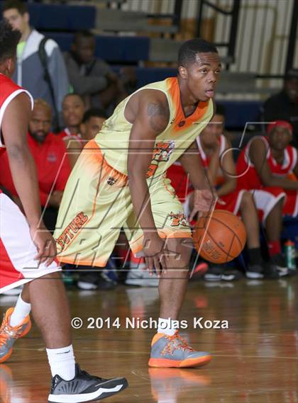 Thumbnail 1 in Victory Prep vs. Future College Prep (Tarkanian Classic) photogallery.