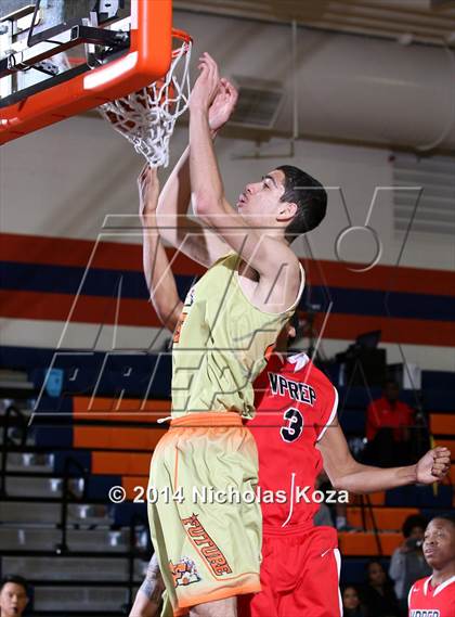 Thumbnail 2 in Victory Prep vs. Future College Prep (Tarkanian Classic) photogallery.