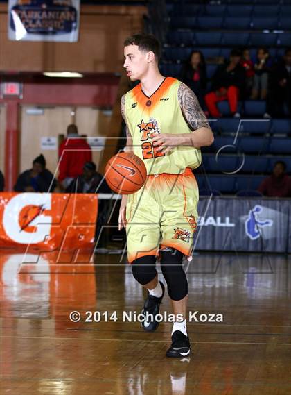 Thumbnail 1 in Victory Prep vs. Future College Prep (Tarkanian Classic) photogallery.