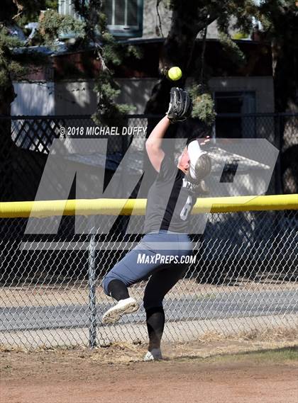 Thumbnail 1 in East Bakersfield @ Tehachapi photogallery.