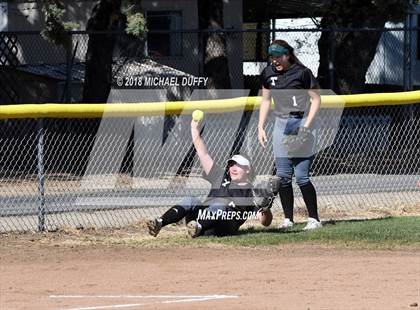 Thumbnail 2 in East Bakersfield @ Tehachapi photogallery.