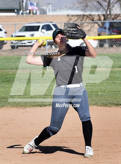 Thumbnail 2 in East Bakersfield @ Tehachapi photogallery.