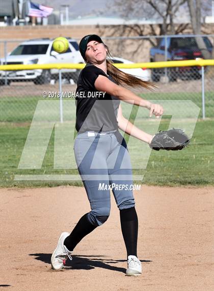 Thumbnail 3 in East Bakersfield @ Tehachapi photogallery.