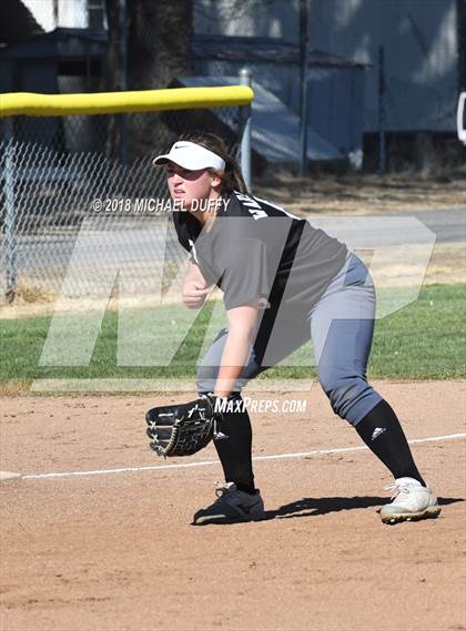 Thumbnail 2 in East Bakersfield @ Tehachapi photogallery.