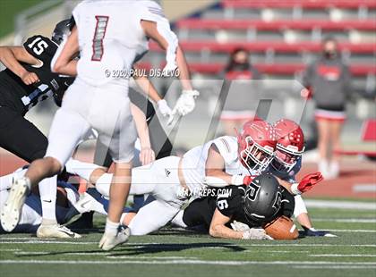 Thumbnail 2 in Durango vs. Roosevelt (CHSAA 3A State Final) photogallery.