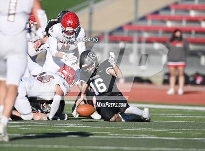 Thumbnail 1 in Durango vs. Roosevelt (CHSAA 3A State Final) photogallery.