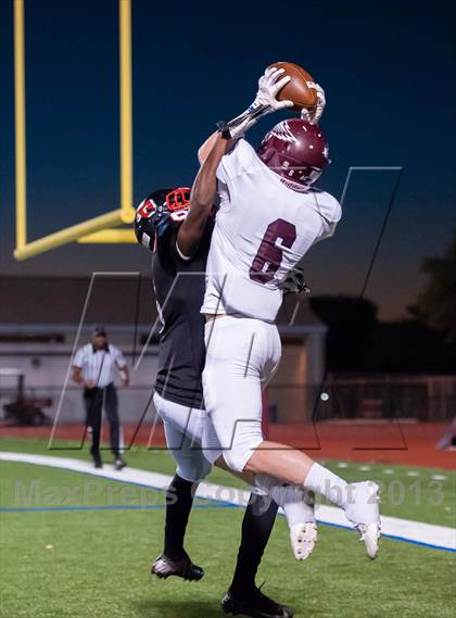 Thumbnail 3 in Rowlett vs North Garland photogallery.