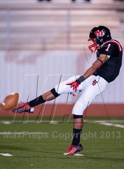 Thumbnail 2 in Rowlett vs North Garland photogallery.