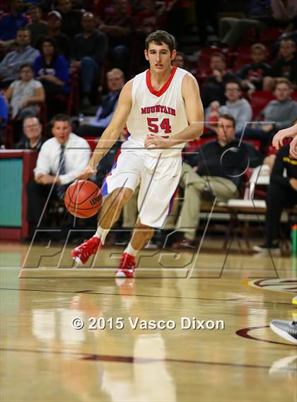Thumbnail 2 in Gilbert vs. Mountain View (AIA Division 1 Quarterfinal) photogallery.