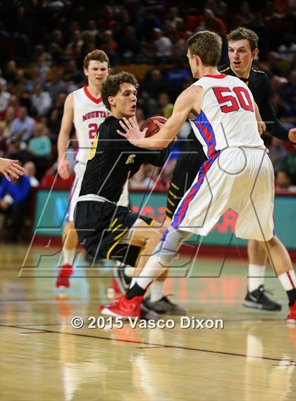 Thumbnail 1 in Gilbert vs. Mountain View (AIA Division 1 Quarterfinal) photogallery.