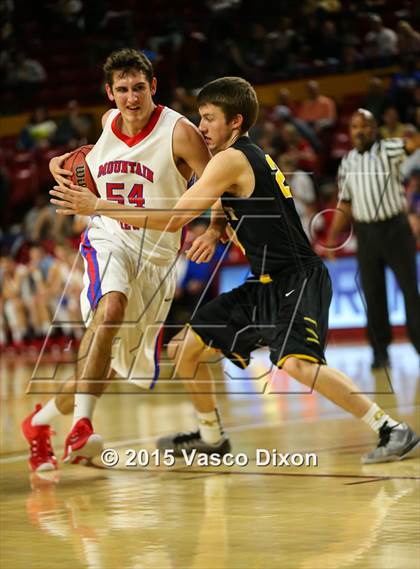 Thumbnail 1 in Gilbert vs. Mountain View (AIA Division 1 Quarterfinal) photogallery.