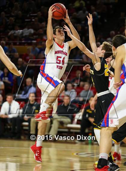 Thumbnail 1 in Gilbert vs. Mountain View (AIA Division 1 Quarterfinal) photogallery.
