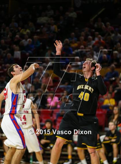 Thumbnail 1 in Gilbert vs. Mountain View (AIA Division 1 Quarterfinal) photogallery.