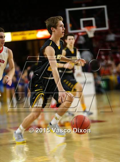 Thumbnail 2 in Gilbert vs. Mountain View (AIA Division 1 Quarterfinal) photogallery.