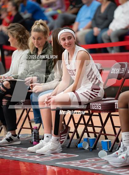 Thumbnail 1 in Brooks @ Deshler photogallery.