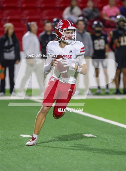 Thumbnail 2 in Glen Rose vs. Seminole (UIL 4A Division II Football Area) photogallery.