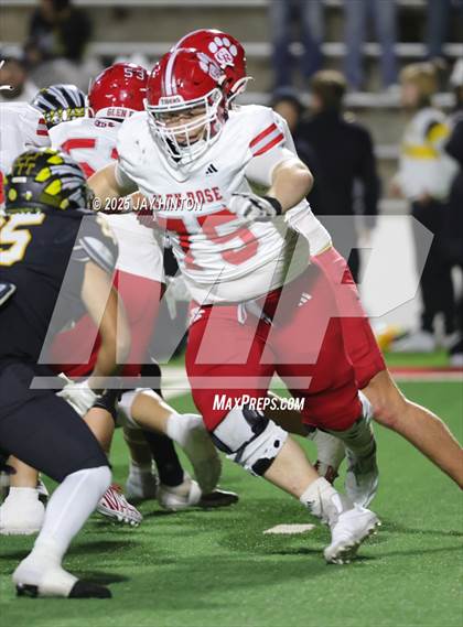 Thumbnail 1 in Glen Rose vs. Seminole (UIL 4A Division II Football Area) photogallery.