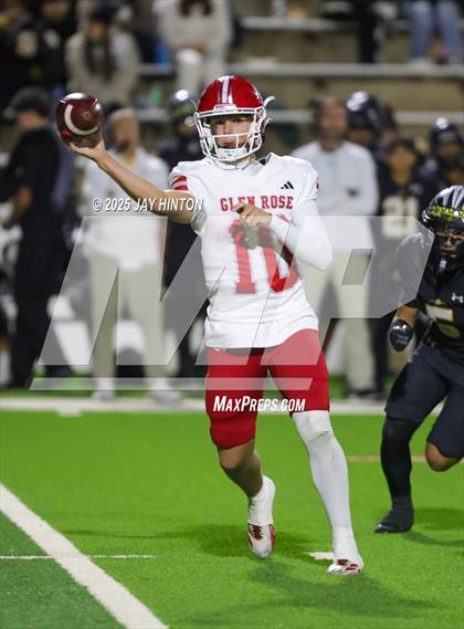 Thumbnail 3 in Glen Rose vs. Seminole (UIL 4A Division II Football Area) photogallery.