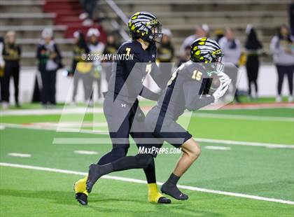 Thumbnail 1 in Glen Rose vs. Seminole (UIL 4A Division II Football Area) photogallery.