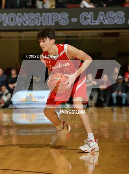 Thumbnail 3 in Tappan Zee vs. Somers (NYSPHSAA Section 1 Class A Final) photogallery.