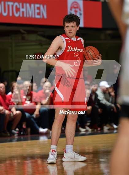 Thumbnail 2 in Tappan Zee vs. Somers (NYSPHSAA Section 1 Class A Final) photogallery.