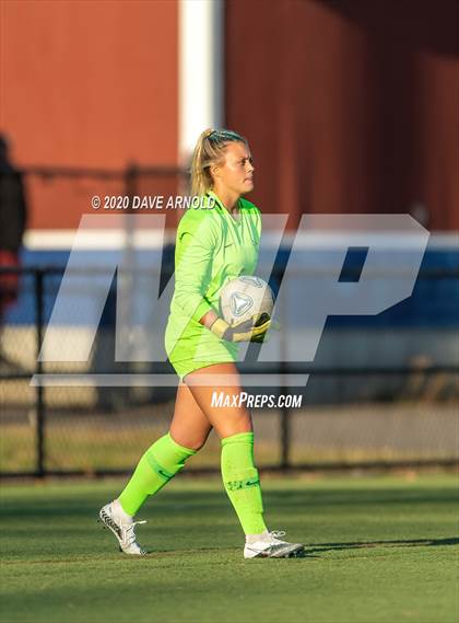 Thumbnail 3 in Exeter vs. Windham (NHIAA Division 1 State FInal) photogallery.