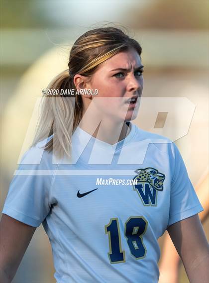 Thumbnail 3 in Exeter vs. Windham (NHIAA Division 1 State FInal) photogallery.